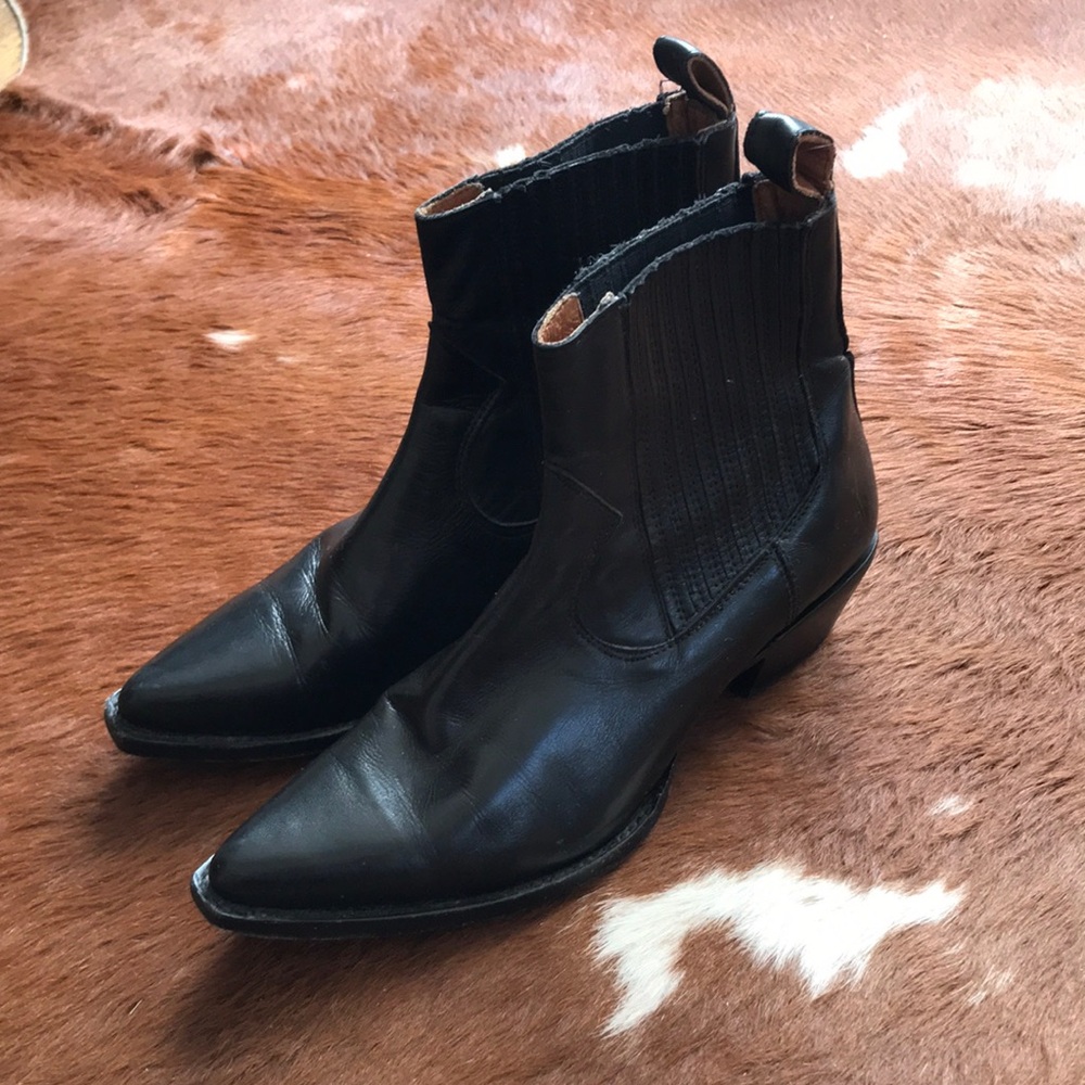 Frye Sacha western Chelsea boot